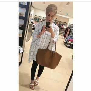 14 Best Summer Hijab Styles & Outfits To Wear For School in 2020 .