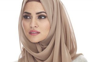 30 Cute Hijab Styles For University Girls – Hijab Fashion in 2020 .