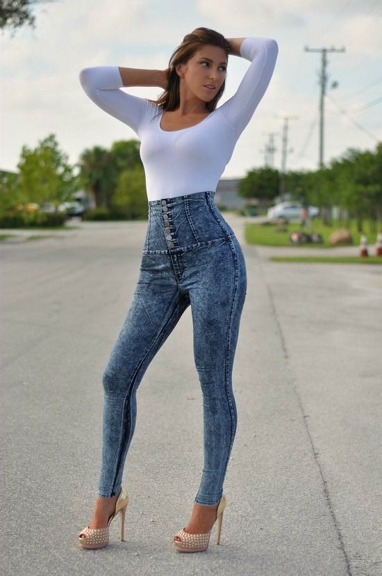 High Waisted Pants Outfit | High wasted jeans, High waisted jeans .
