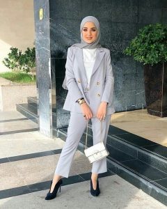 Pin by Arrwa Diraz on Aesthetic Hijabi Office Wear in 2020 | Hijab .