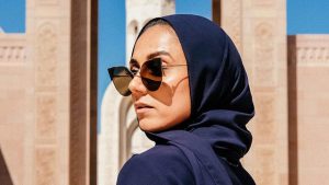 How to Style Your Sunglasses with Hijab According to Your Face Sha