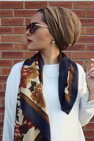 30 Modern and Stylish Hijab Wrap Ideas for Women with Oval Faces .