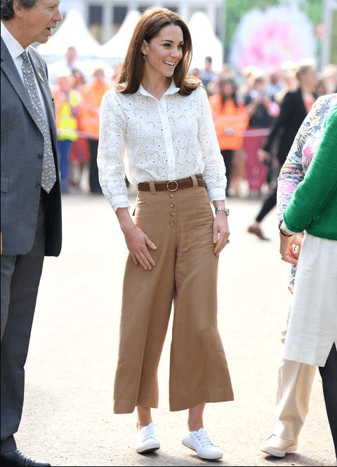 Kate Middleton Travel Outfits-18 Tips for Getting Kate's Travel Sty
