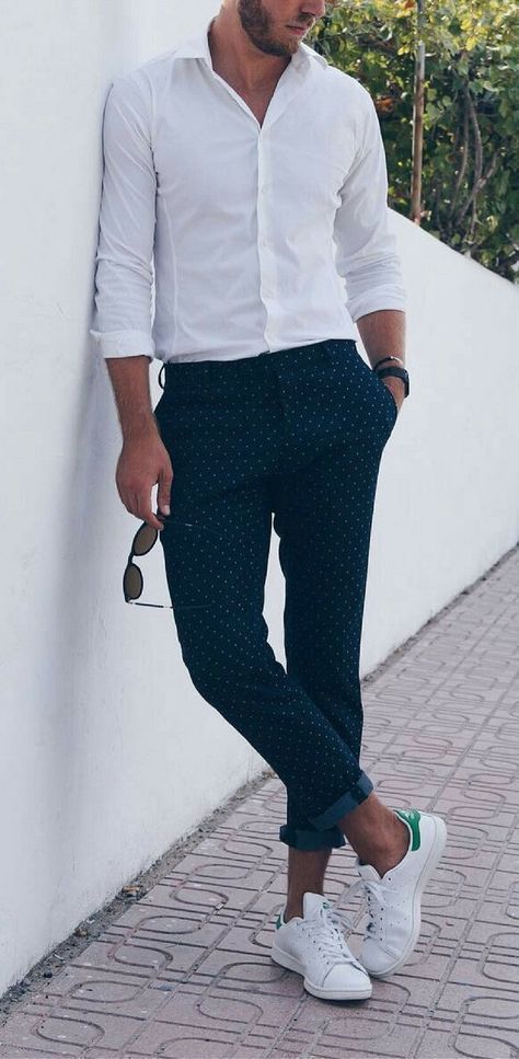 white sneakers outfit ideas for men, how to wear white sneakers .