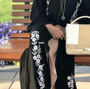 15 Most Popular Dubai Style embroidered Abayas | Abayas fashion .