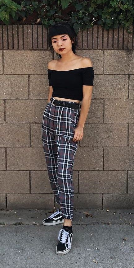 29 Cool Ways to Wear Plaid Pants | 90s fashion outfits, Clothes .