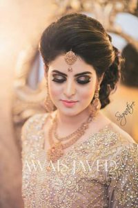 Bride hairstyle | Bride hairstyles, Pakistani bridal makeup .