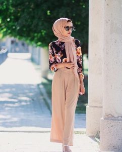 Spring / Summer outfit featuring a hijab | Muslim fashion, Hijab .