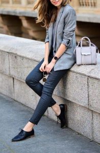 style oxford shoes with blazers | Fashion clothes women, Casual .